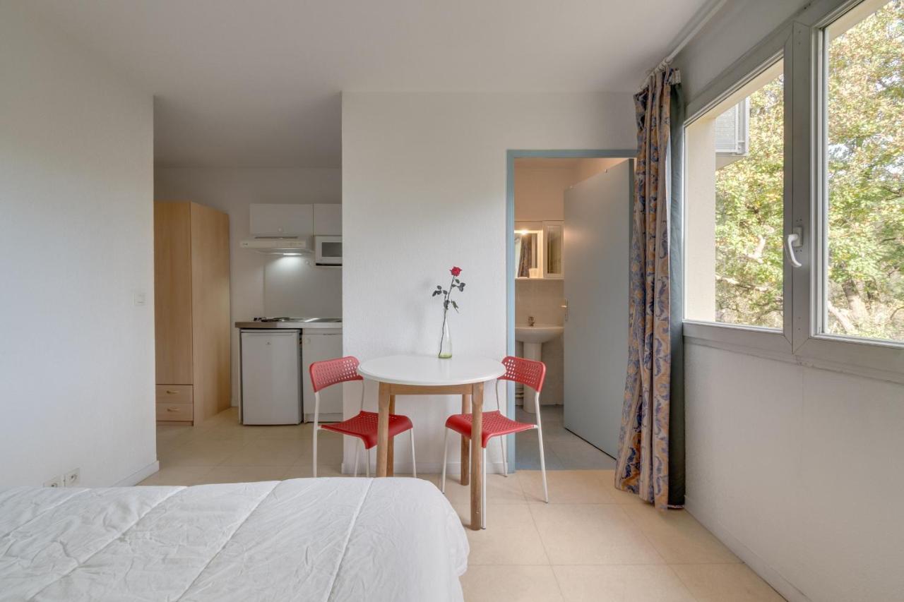 Sophia Apartment